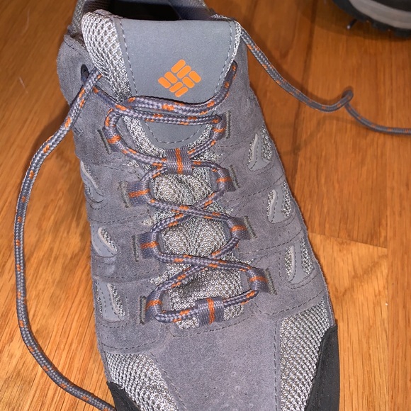 Columbia Hiking Shoes - Picture 3 of 3
